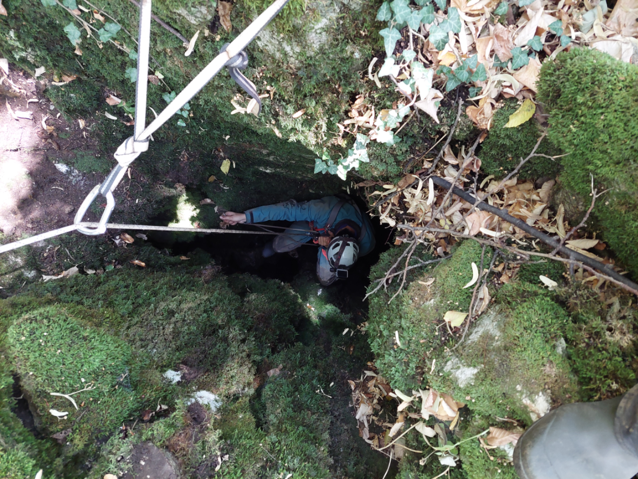 Avenul lui Nichi - Foto: Ghita Iancu